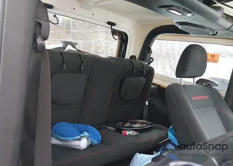 2019 Jeep Wrangler Rubicon 4X4 z USA, uszkodzony, nr VIN 1C4HJXCG1KW515638